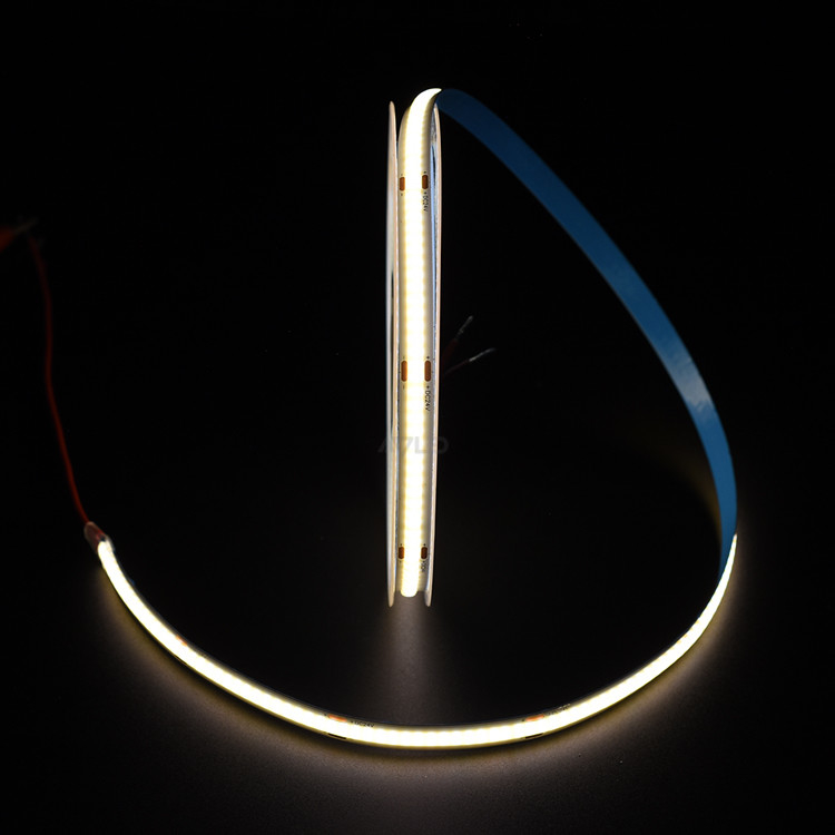 320 LEDs Ευέλικτο COB LED Strip Light σε 3000K/4000K/6500K CE και RoHS πιστοποιημένο 24V/12V